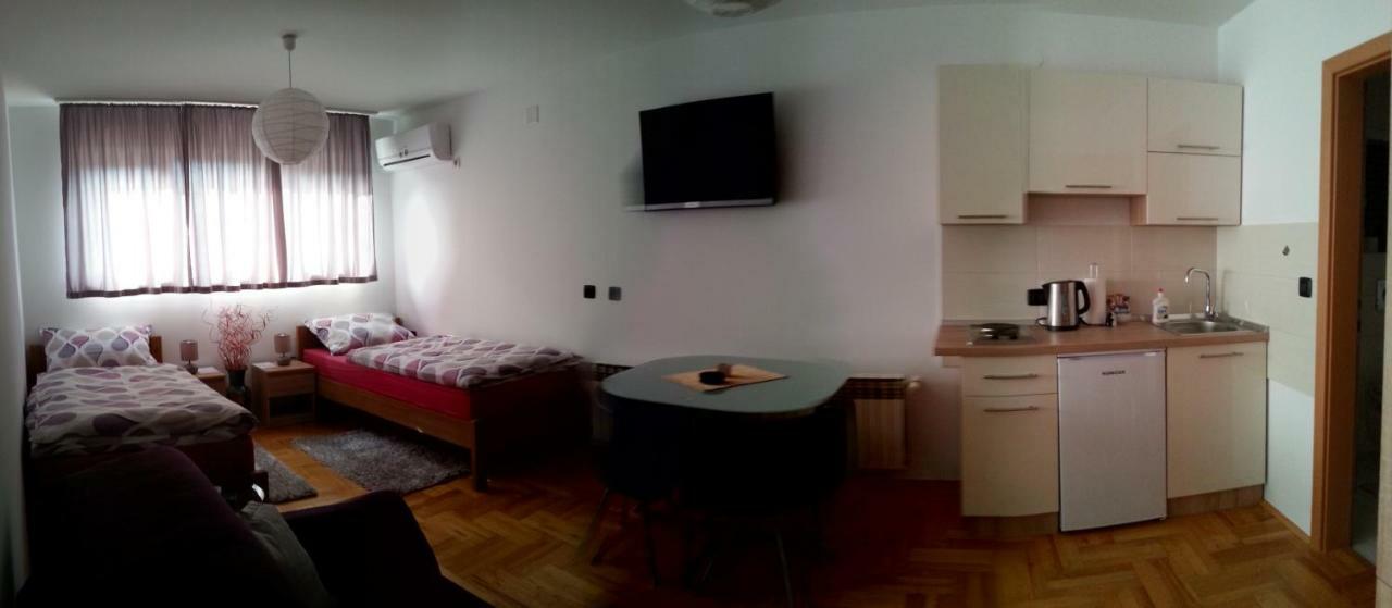 Studio Apartments Korosteljev Osijek Exterior photo